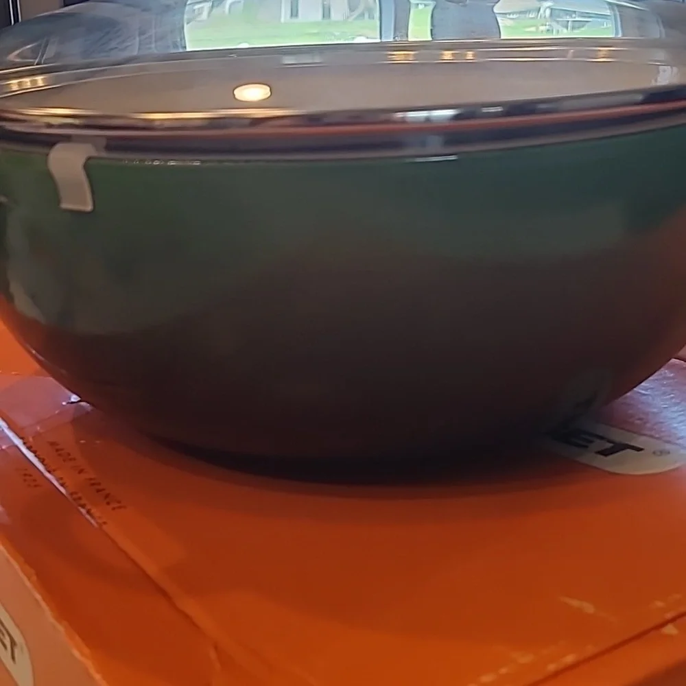 Le Creuset Emerald Green 7.5 Soup Pot With Glass Lid